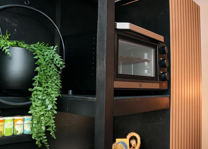 Lunaria Living I I Ambilight 55 Zoll Tv I Retro-konsole I Parkplatz I Zentral I Hbf-nah & Vw-tor 17 * Wolfsburg