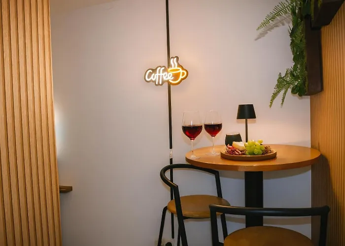 Lunaria Living I I Ambilight 55 Zoll Tv I Retro-konsole I Parkplatz I Zentral I Hbf-nah & Vw-tor 17 Lejlighed